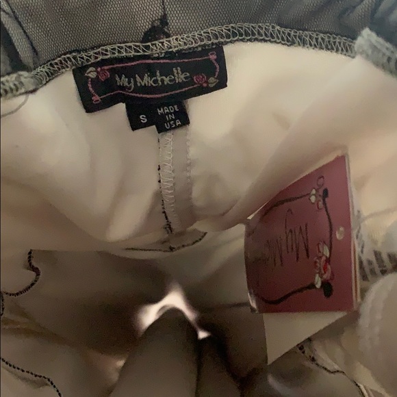 NWT! Black And Cream Evening  Dress - Picture 4 of 6